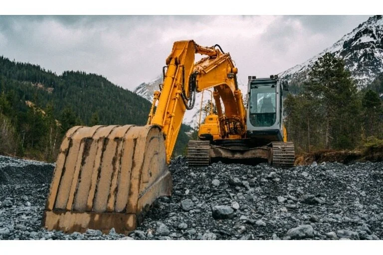 Excavator Hire To Improve Site Efficiency