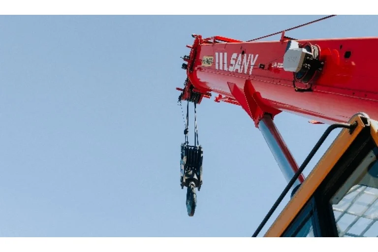 Material handling equipment