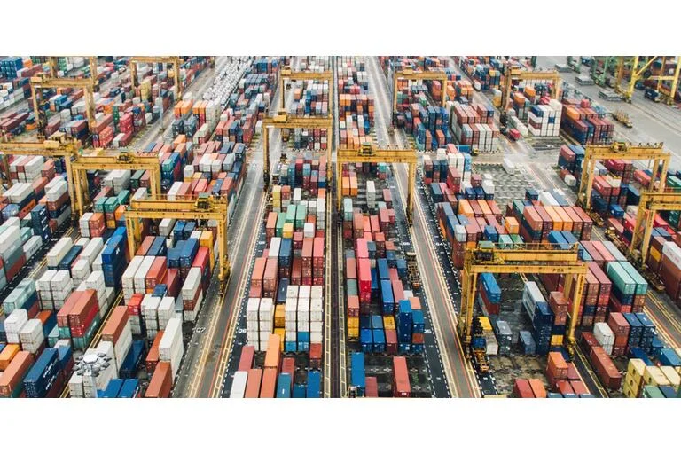 Birds eye view of hundreds of shipping containers